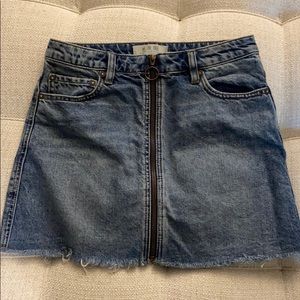 Free People zip up denim skirt | 25